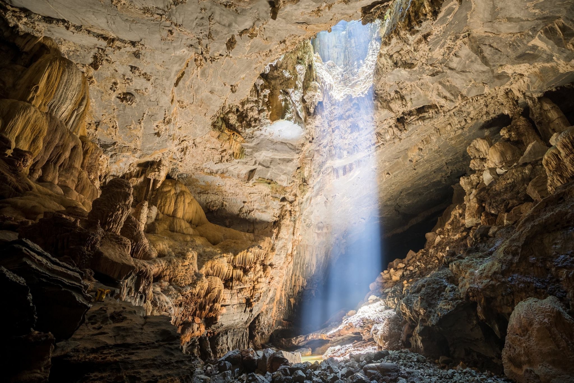 discover the alluring attraction of paradise cave