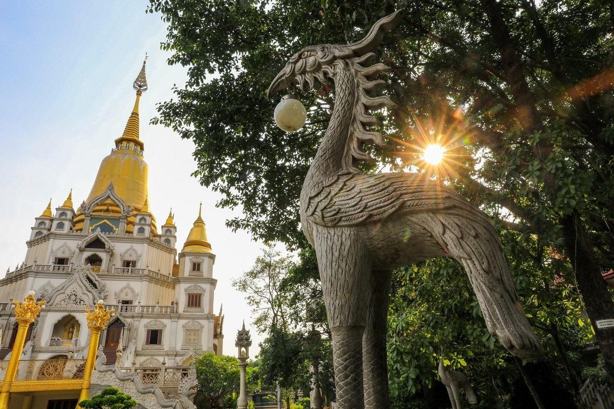 National Geographic: Buu Long pagoda in Vietnam - a world top excellent Buddhist architectures buu long a world top excellent buddhist architectures pagoda