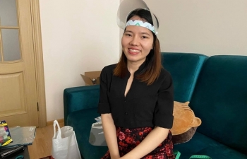vietnam donates medical masks to vietnamese community in russia