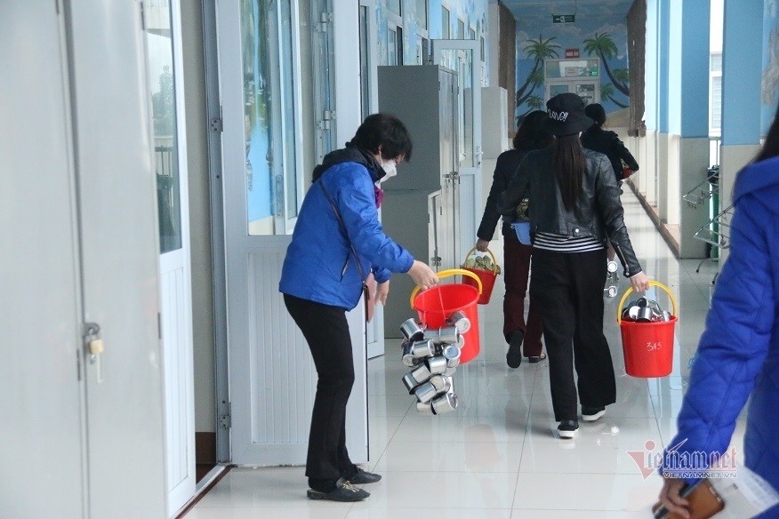 Covid-19 leaves thousands of Vietnamese students in quarantine Covid-19 leaves thousands of Vietnamese students in quarantine