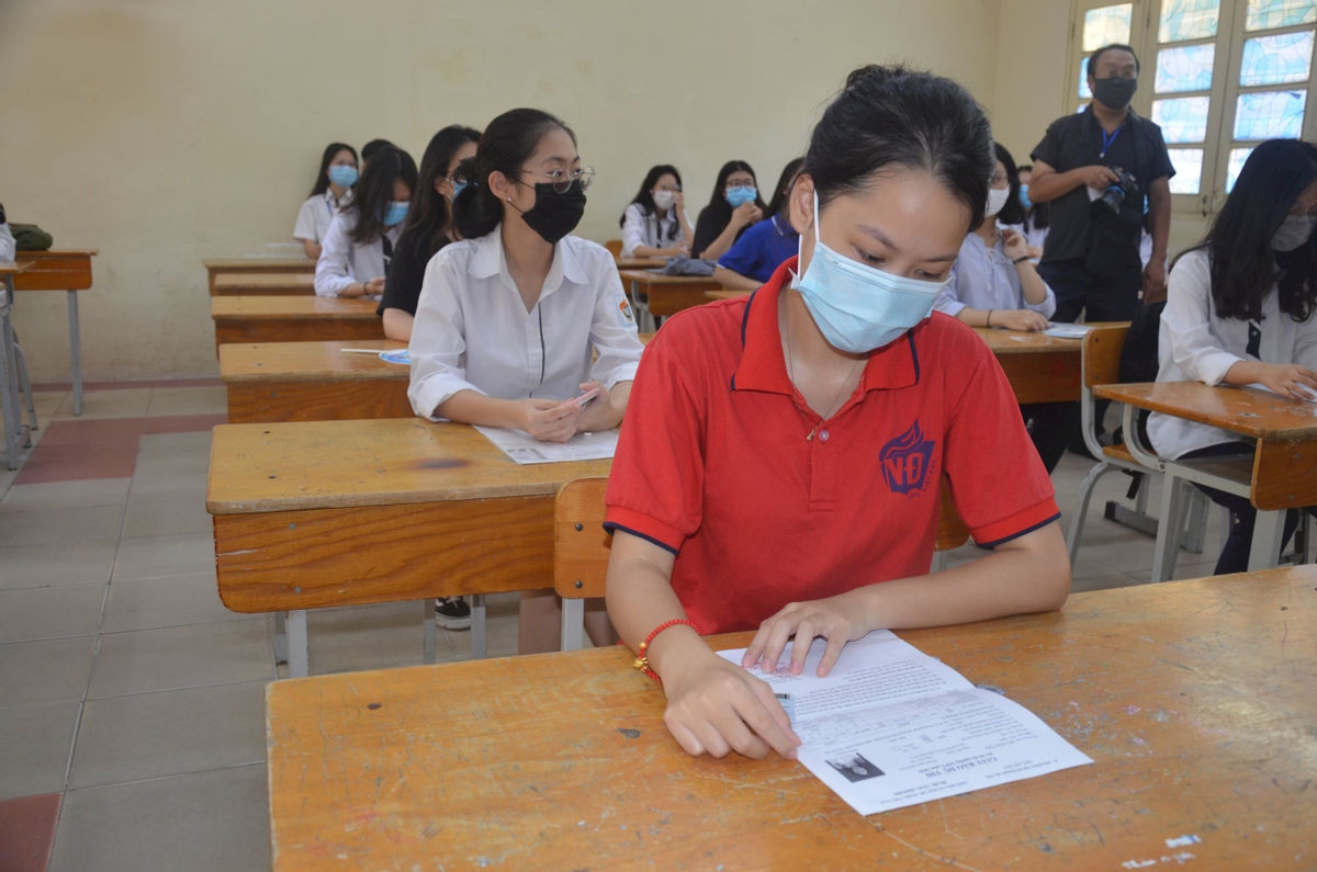 Ho Chi Minh city puts off national high school entrance exam Ho Chi Minh city puts off national high school entrance exam