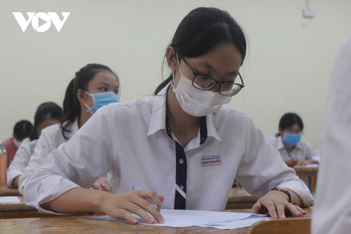 Ho Chi Minh city puts off national high school entrance exam Ho Chi Minh city puts off national high school entrance exam