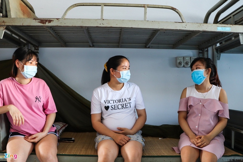 Special quarantine camp of 243 Vietnamese pregnant women returning from Taiwan special quarantine camp of 243 vietnamese pregnant women returning from taiwan