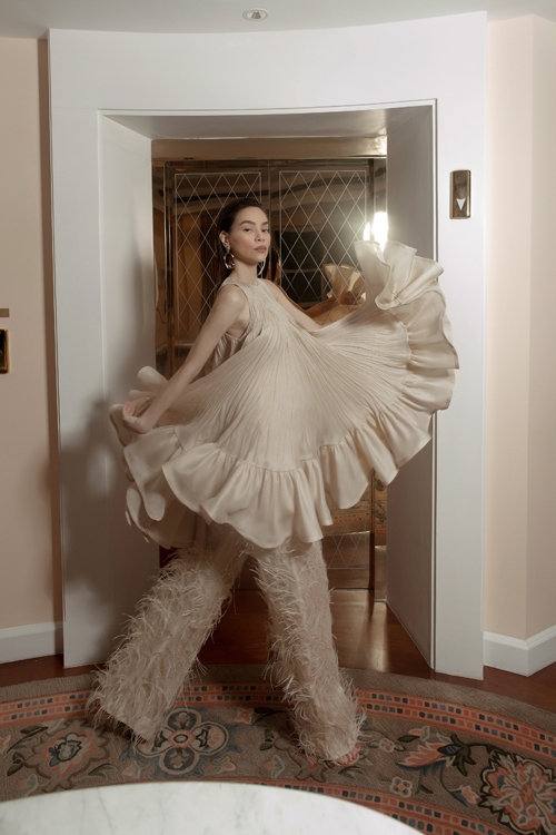 Cong Tri's lastest collection made debut on French Vogue Cong Tri's lastest collection made debut on French Vogue