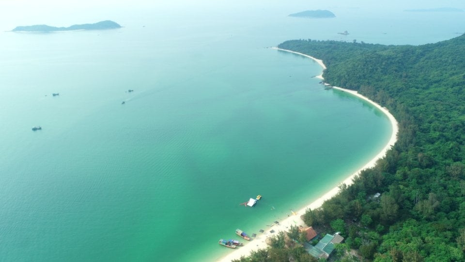 Emerge in the beauty of sister Co To Island emerge in the beauty of sister co to island