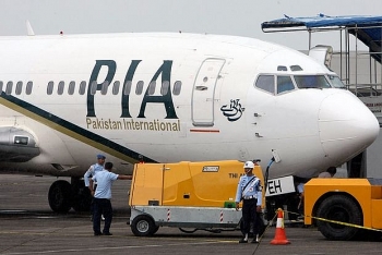 world news today june 26 nearly a third of pilots in pakistan have fraudulent licenses