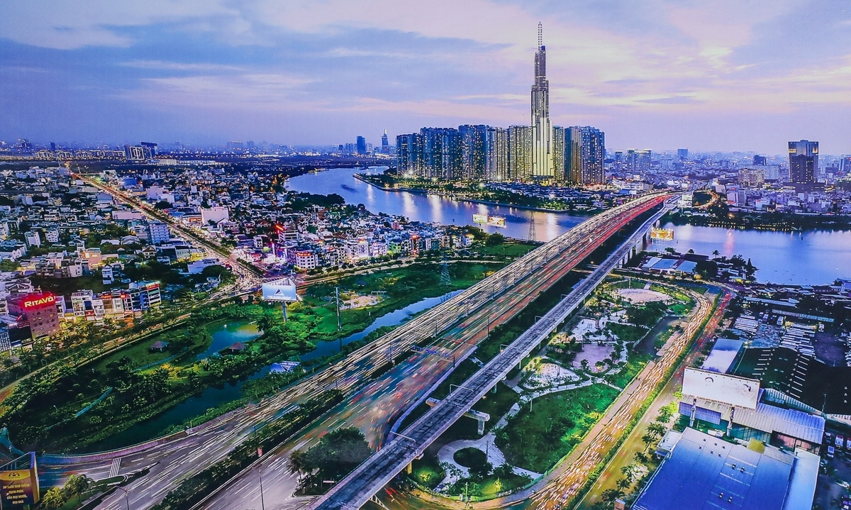 Saigon through 300 years in photos
