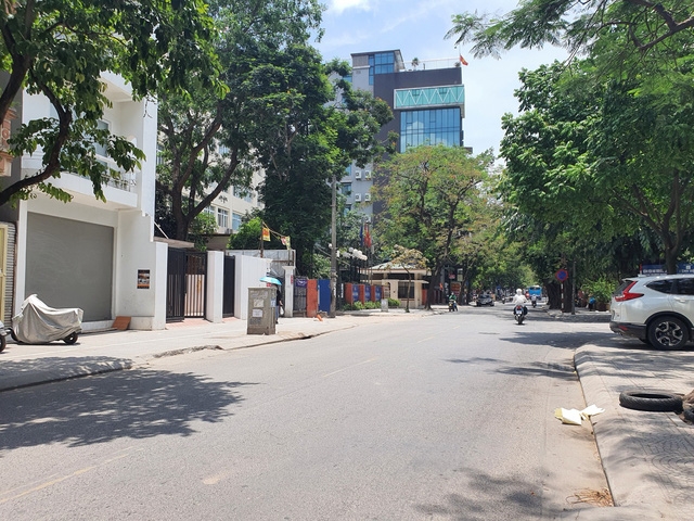 Prolonged heat wave disrupts lives in Vietnam Prolonged heat wave disrupts lives in Vietnam