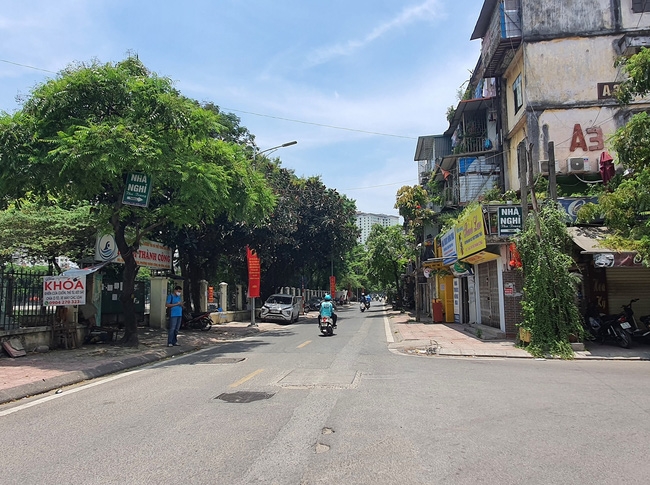 Prolonged heat wave disrupts lives in Vietnam Prolonged heat wave disrupts lives in Vietnam