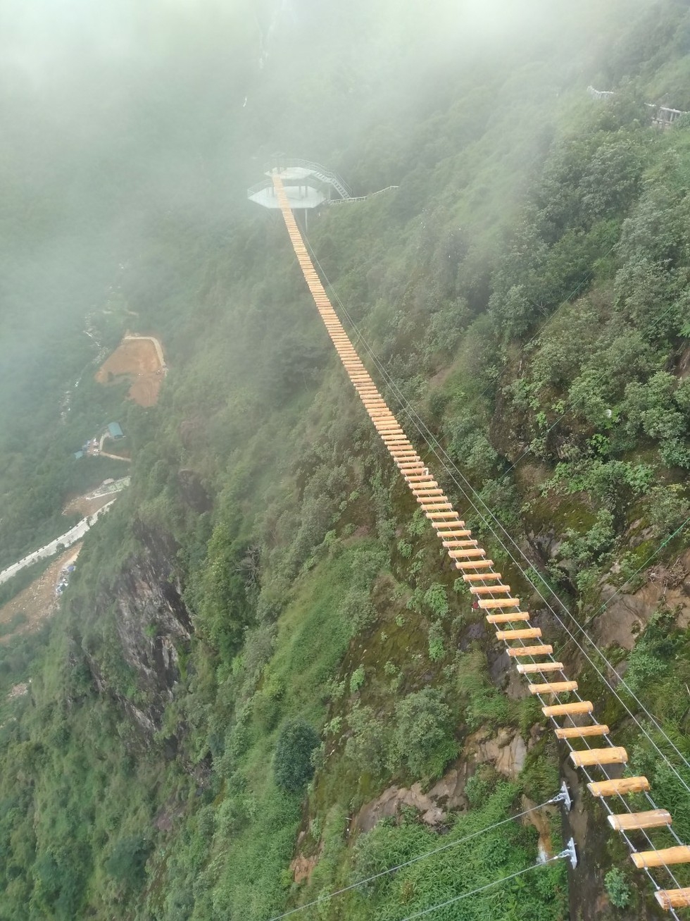 Lai Chau, Tay Bac Doc Moc suspension bridge for adventure lovers.