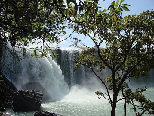 Top Vietnam Destinations: Glamorous Pleiku in the eyes of avid travel loner Dray nur waterfalls