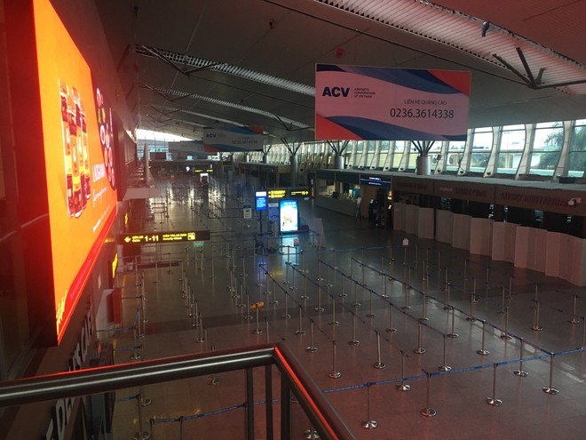 Moving good deeds of Da Nang locals during COVID 19 time Airport in Da Nang left deserted after the social distancing order
