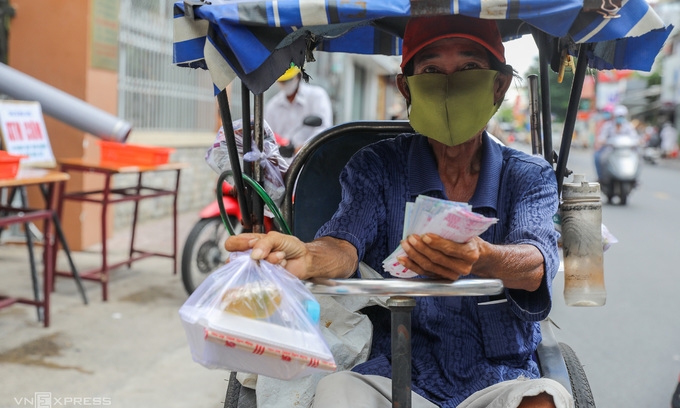 Hanoi, Ho Chi Minh city impose drastic anti-pandemic measures Hanoi, Ho Chi Minh city impose drastic anti-pandemic measures