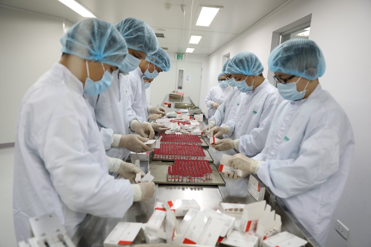 A Look into Sputnik V Processing Line in Vietnam A Look into Sputnik V Processing Line in Vietnam