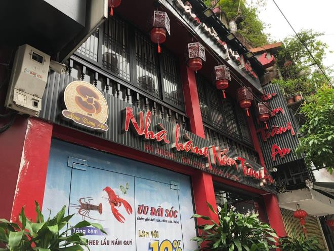 Dozens of dining establishments and accommodations closed in Hanoi Old Quarter A restaurant in Hanoi Old Quarter is closed