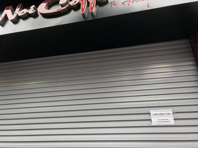 Dozens of dining establishments and accommodations closed in Hanoi Old Quarter dozens of dining establishments and accommodations closed in hanoi old quarter
