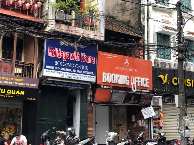 Dozens of dining establishments and accommodations closed in Hanoi Old Quarter Dozens of dining establishments and accommodations closed in Hanoi Old Quarter