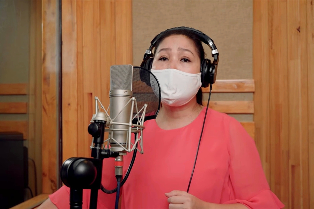 People’s artist hong van is a famous vietnamese public figure