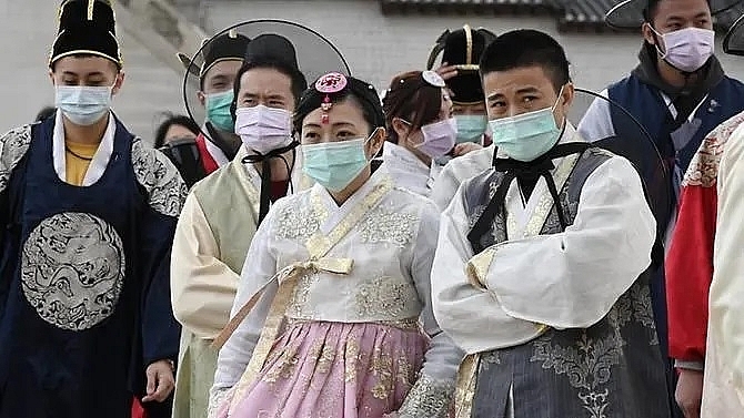 Protest outbreak leaves South Korea COVID-19 infections ‘in full swing’ To date, south korea has reported 16,346 cases of the new coronavirus with 307 covid-19 deaths