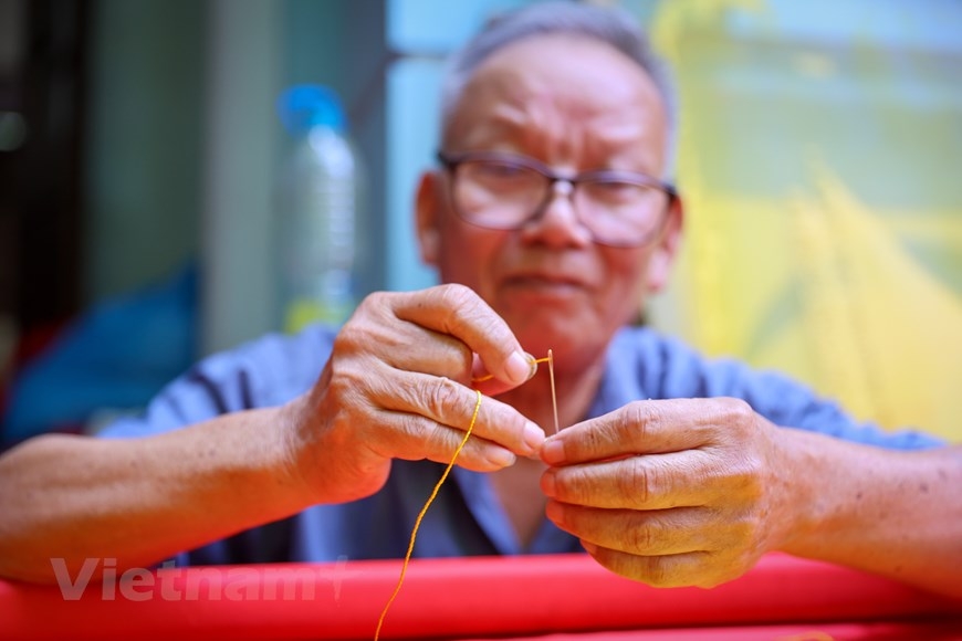 The village with 75-year tradition of embroidering national flags The village with 75 year tradition of embroidering national flags
