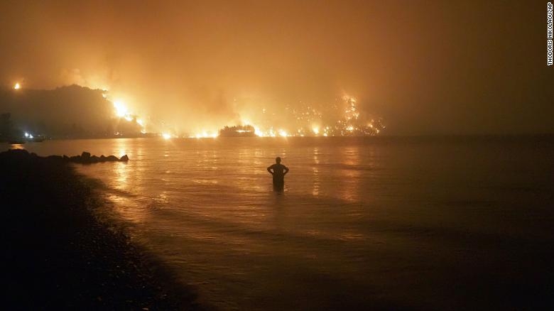 Blaze Sweeps Through Athens Suburbs in Fifth Day of Greece Wildfires Blaze Sweeps Through Athens Suburbs in Fifth Day of Greece Wildfires