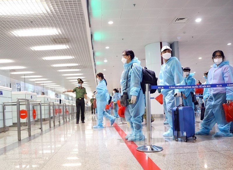 Foreign Ministry Clarifies Entry Policies for Fully Inoculated Arrivals