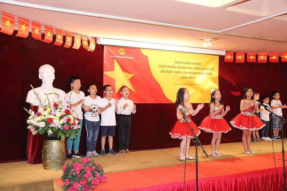 Overseas Vietnamese in Canada, Malaysia Celebrate Vietnam's National Day Overseas Vietnamese in Canada, Malaysia Celebrate Vietnam's National Day