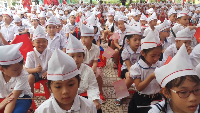 23 million students across Vietnam start the new school year Millions of Vietnamese students start new school year in unprecedented ceremony
