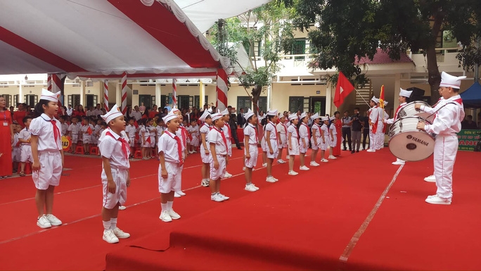 23 million students across Vietnam start the new school year Millions of Vietnamese students start new school year in unprecedented ceremony