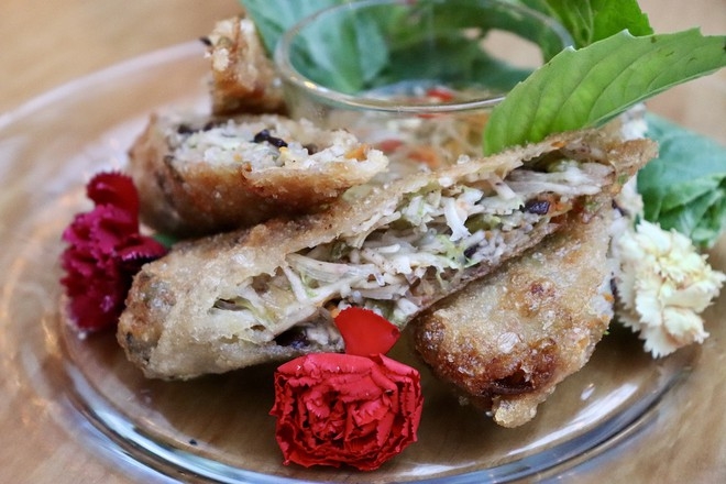 Must-try Vietnamese vegetarian restaurant in Canada Do Chay, must-try Vietnamese vegan restaurant in Canada