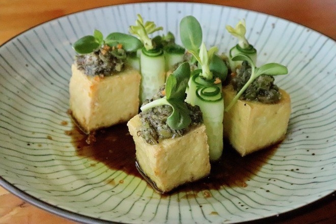Must-try Vietnamese vegetarian restaurant in Canada Do Chay, must-try Vietnamese vegan restaurant in Canada