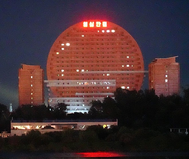 North Korea’s ‘sun-rising’ building blocking views of China completed North Korea’s ‘sun-rising’ building blocking views of China completed