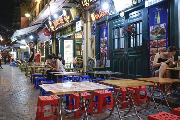 Hanoi's pedestrian street and Old Quarter resume activities after COVID-19 restriction Hanoi pedestrian street and Old Quarter resume activities after COVID-19 restriction