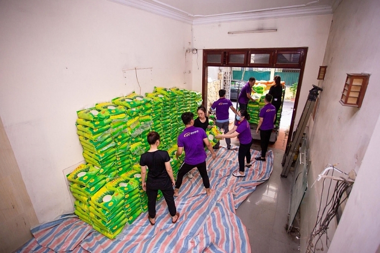 Rice ATM initiator: Heart-warming donation in COVID-19 season Rice ATM initiator: Heart-warming donation in COVID-19 season