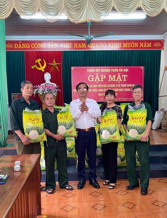 Rice ATM initiator: Heart-warming donation in COVID-19 season Rice ATM initiator: Heart-warming donation in COVID-19 season