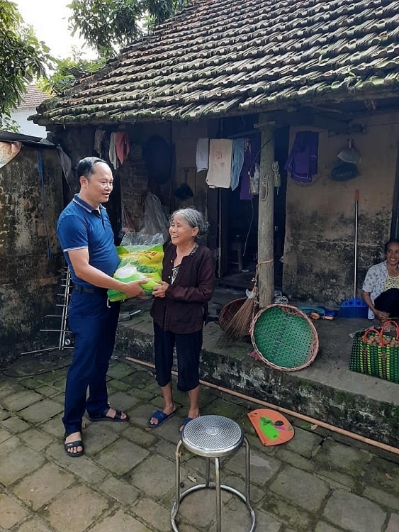 Rice ATM initiator: Heart-warming donation in COVID-19 season Rice ATM initiator: Heart-warming donation in COVID-19 season