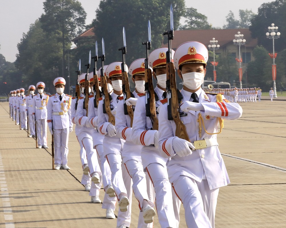 In Photos: Leaders Pay Tributes to President Ho Chi Minh on National Day In Photos: Leaders Pay Tributes to President Ho Chi Minh on National Day