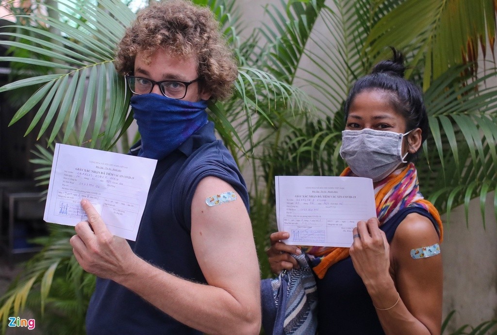 More Expats in Vietnam Get Covid-19 Jabs More Expats in Vietnam Get Covid-19 Jabs