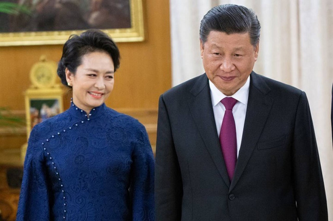 Chinese President Xi Jinping: Biography, Early Life, Career and Facts Chinese President Xi Jinping: Biography, Early Life, Career and Facts