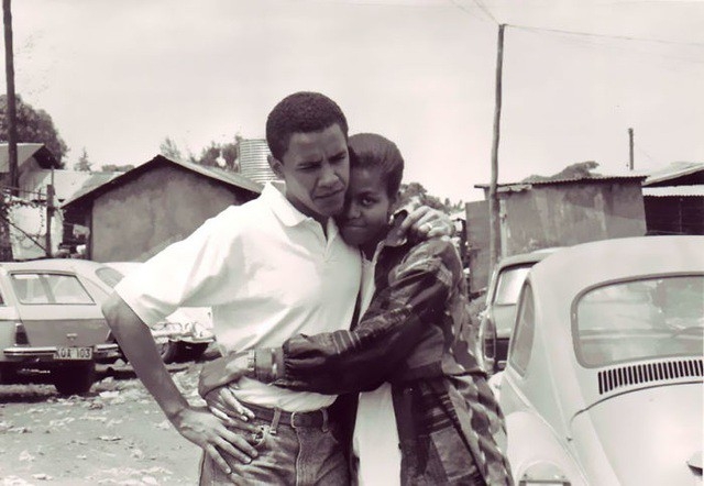 Vợ chồng Cựu tổng thống Obama kỷ niệm 28 năm ngày cưới Vợ chồng Cựu tổng thống Obama kỷ niệm 28 năm ngày cưới