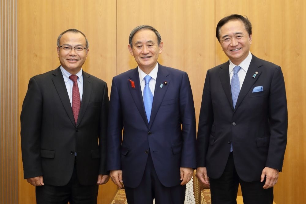 Japan PM Suga to start official visit to Vietnam starting Sunday Ambassador Vu Hong Nam paid a courtesy call on Japanese PM Suga Yoshihide.