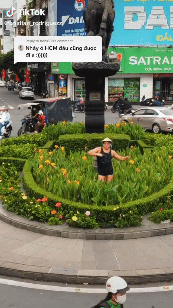 Expat’s TikTok videos mocking Vietnamese culture provoke outrages among netizens Expat’s TikTok videos mocking Vietnamese culture provoke outrages among netizens