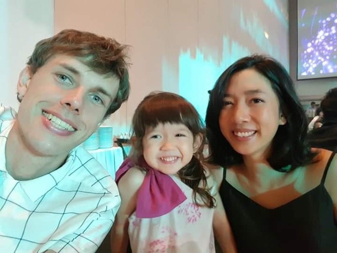 Ab Slowik, his wife and their first child (Photo courtesy of Ondrej Slowik/ via Thanh Nien)