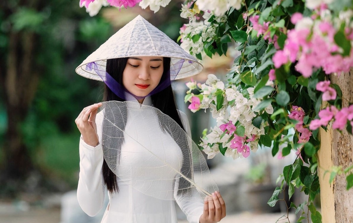 Vietnamese artist breathes new soul for bodhi leaves Vietnamese artist breathes new soul for bodhi leaves