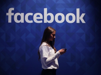 facebook faces anti trust action brought by us government and 48 states