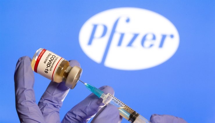 undefined South Korea said Friday it will push to sign COVID-19 vaccine procurement contracts with Johnson & Johnson's Janssen and Pfizer (Photo: Reuters)