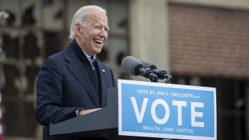 lastest covid 19 updates joe biden to get covid 19 vaccine publicly next week
