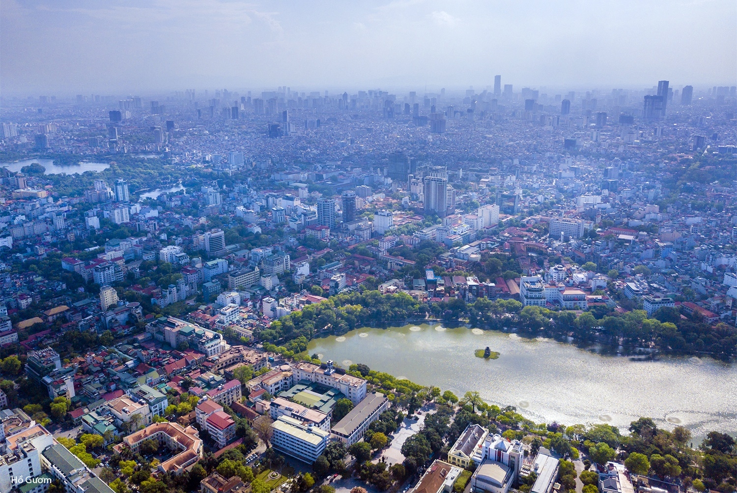 Breathtaking ponds, lakes for iry escapes in the middle of Hanoi Breathtaking ponds, lakes for iry escapes in the middle of Hanoi