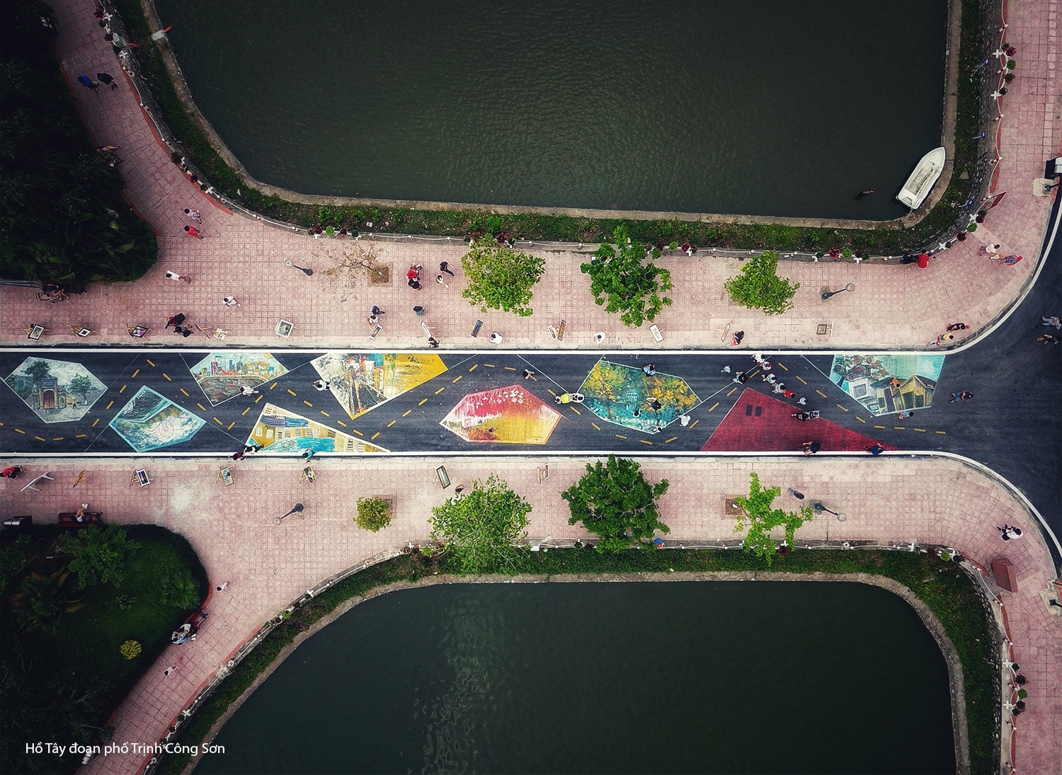 Breathtaking ponds, lakes for iry escapes in the middle of Hanoi Breathtaking ponds, lakes for iry escapes in the middle of Hanoi
