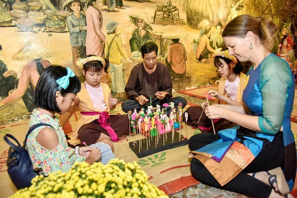 Expats to Enjoy Two Extra Days Off Compared to Vietnamese Expats to Enjoy Two Extra Days Off Compared to Vietnamese